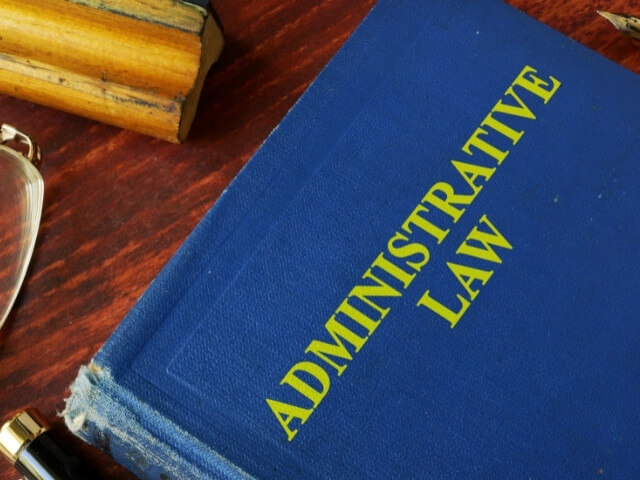 Livro sobre direito administrativo